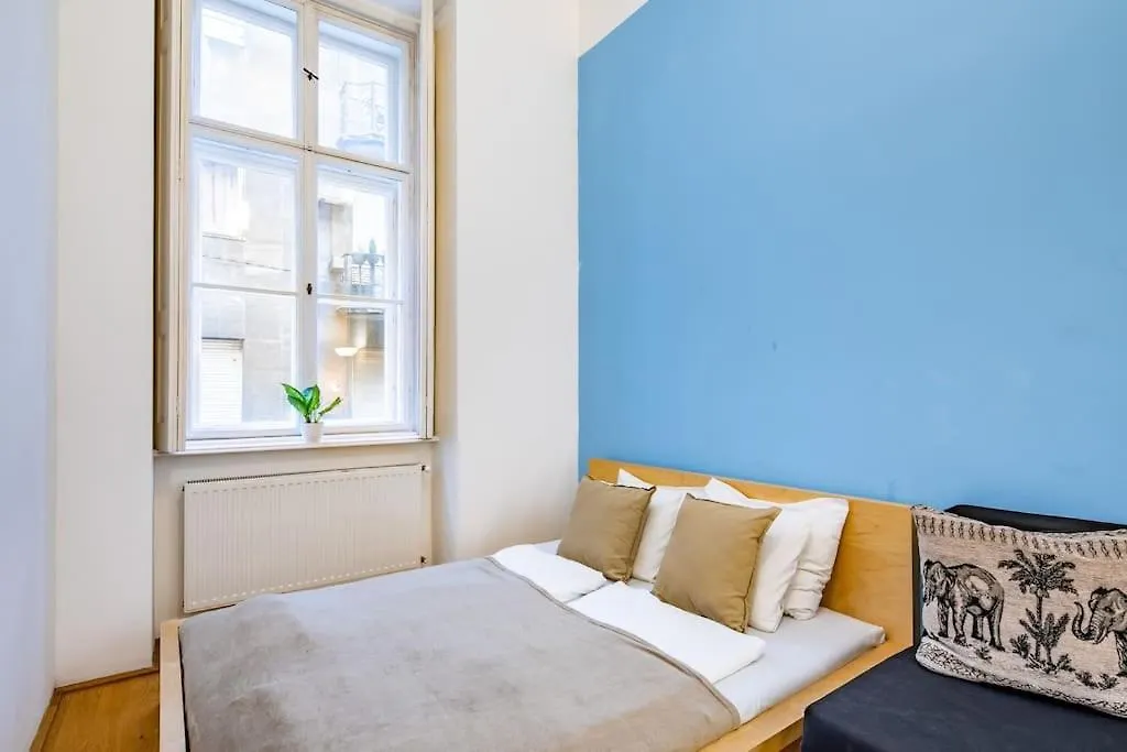 Cityscape Budget Apartments Heaven Budapest Hungary